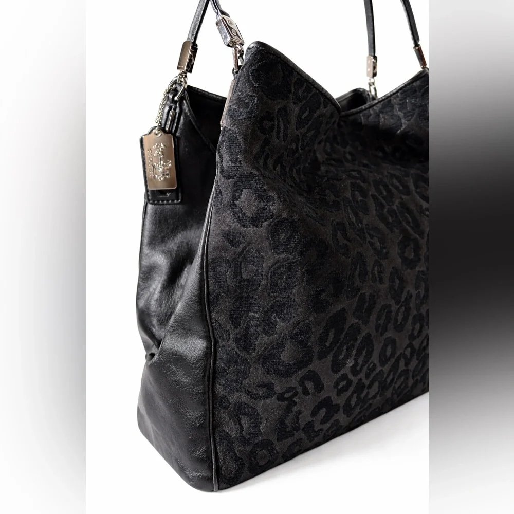 SOLDCoach Madison Phoebe Shoulder Bag Black Ocelot Leopard Print Chenille Leathe - Picture 12 of 13